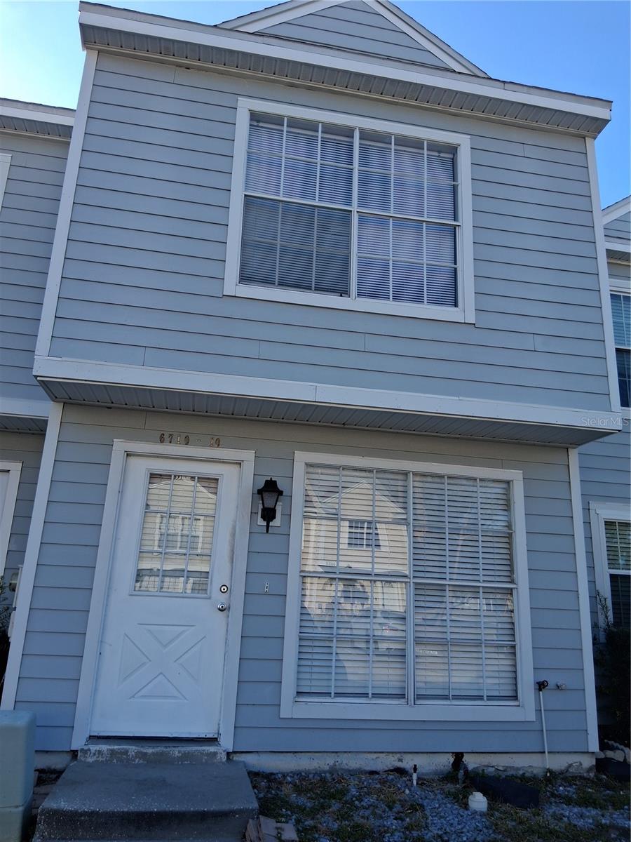 PINEBROOK ESTATES - Residential Lease