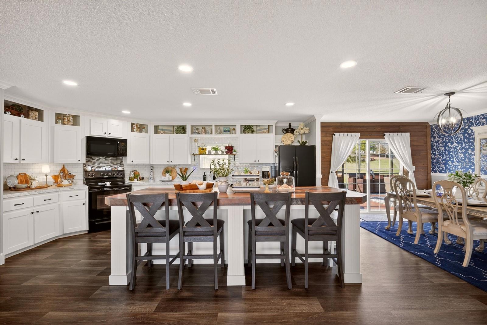 BLUE SPRING LAKE SUB - Residential