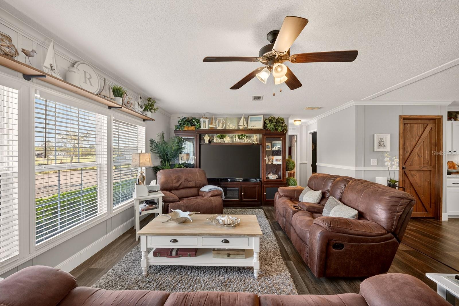 BLUE SPRING LAKE SUB - Residential