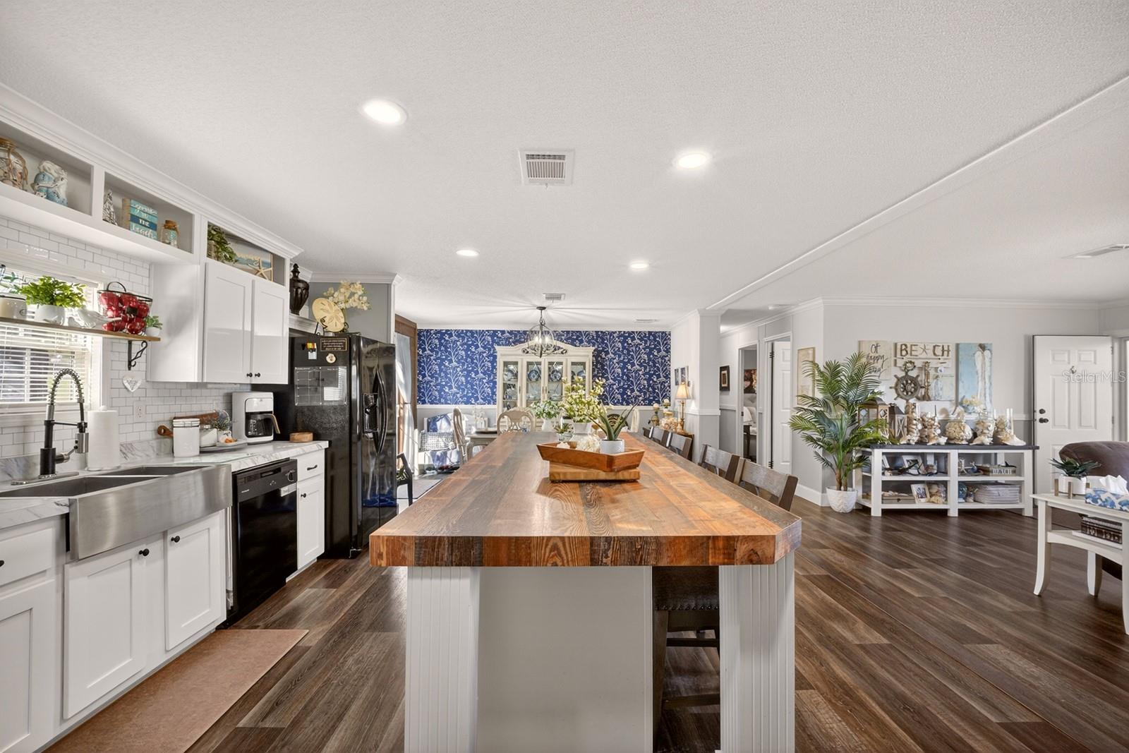 BLUE SPRING LAKE SUB - Residential