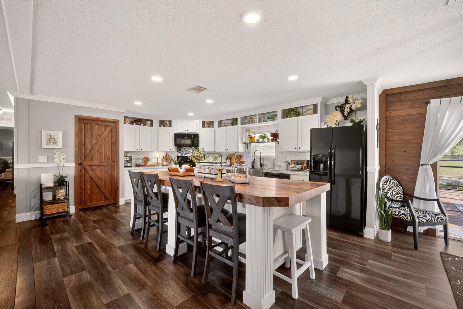 BLUE SPRING LAKE SUB - Residential