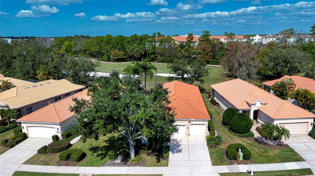 Photo of 7519 Birds Eye Terrace, Bradenton, FL 34203 (MLS # A4669632)