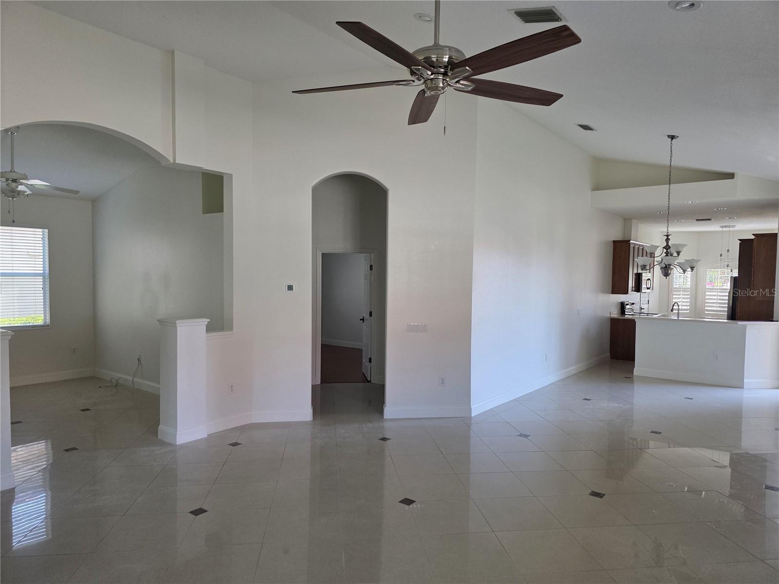 TARA PH III SUBPHASE F UNIT II - Residential Lease