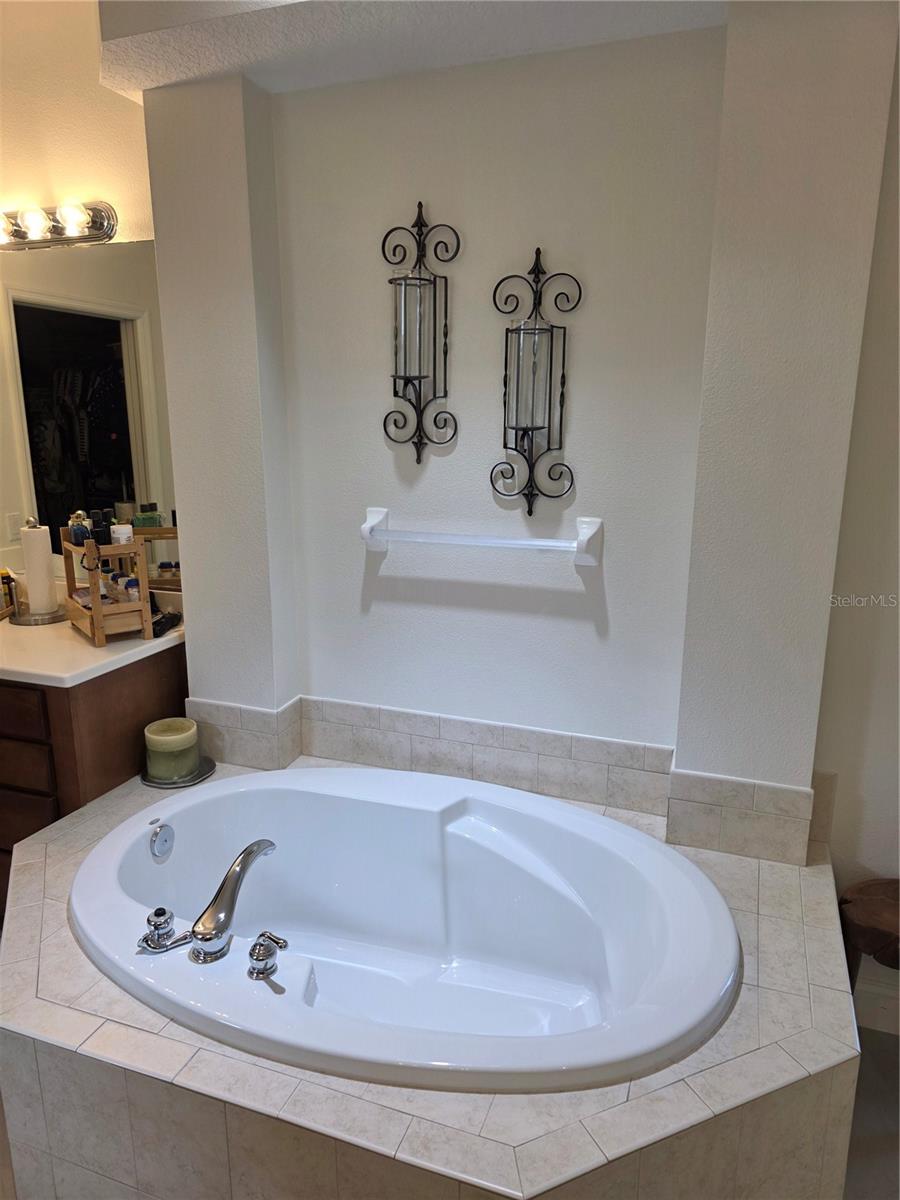 TARA PH III SUBPHASE F UNIT II - Residential Lease