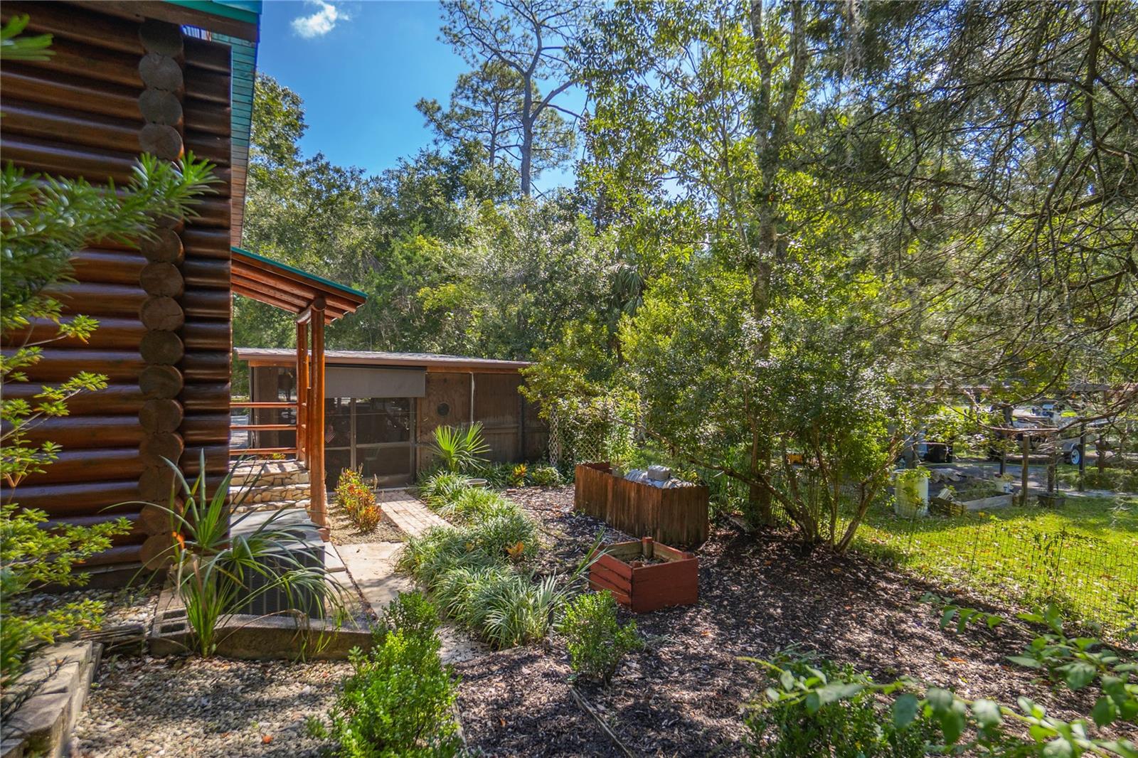 CHASSAHOWITZKA VILLAGE UNIT 03 UNREC - Residential