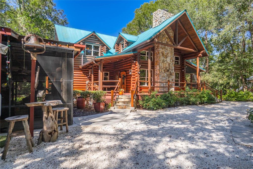 Photo of 8199 W Pinoak Court, Homosassa, FL 34448 (MLS # OM714949)