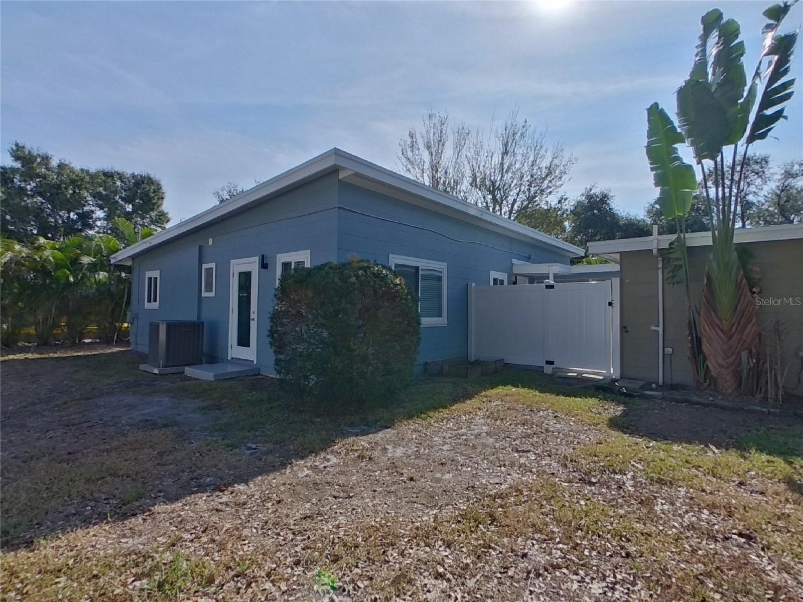 JUNGLE COUNTRY CLUB 2ND ADD - Residential Lease