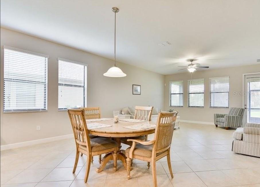 OAKS AT SHADY CREEK PH 1 - Residential Lease