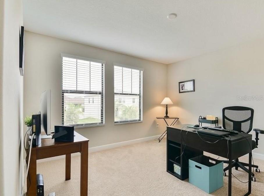 OAKS AT SHADY CREEK PH 1 - Residential Lease