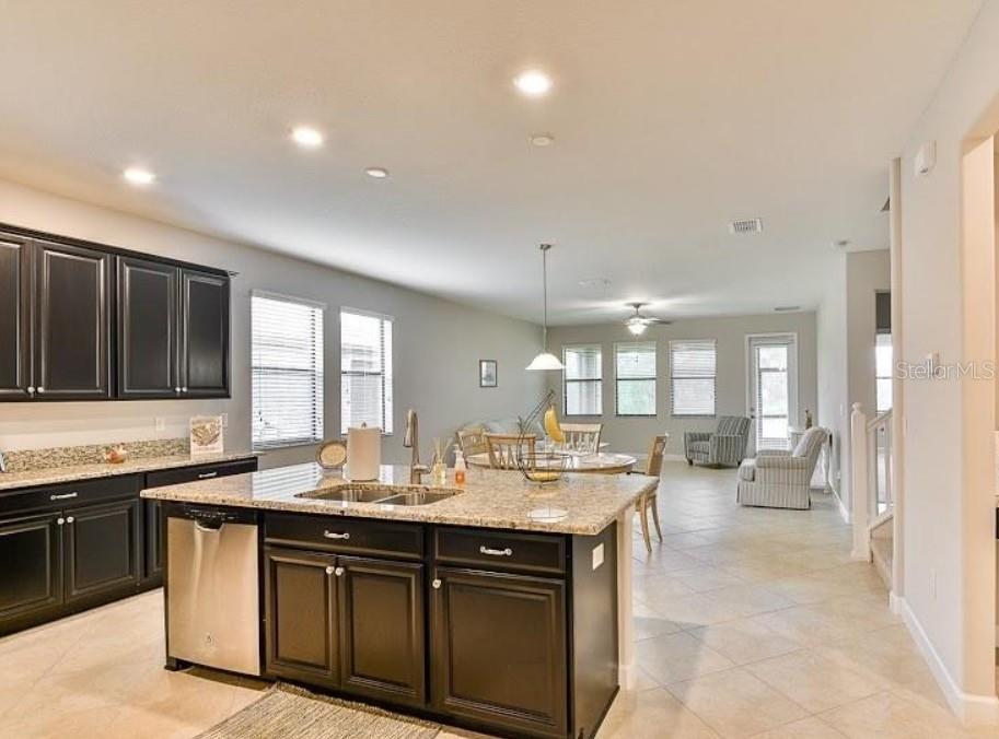 OAKS AT SHADY CREEK PH 1 - Residential Lease