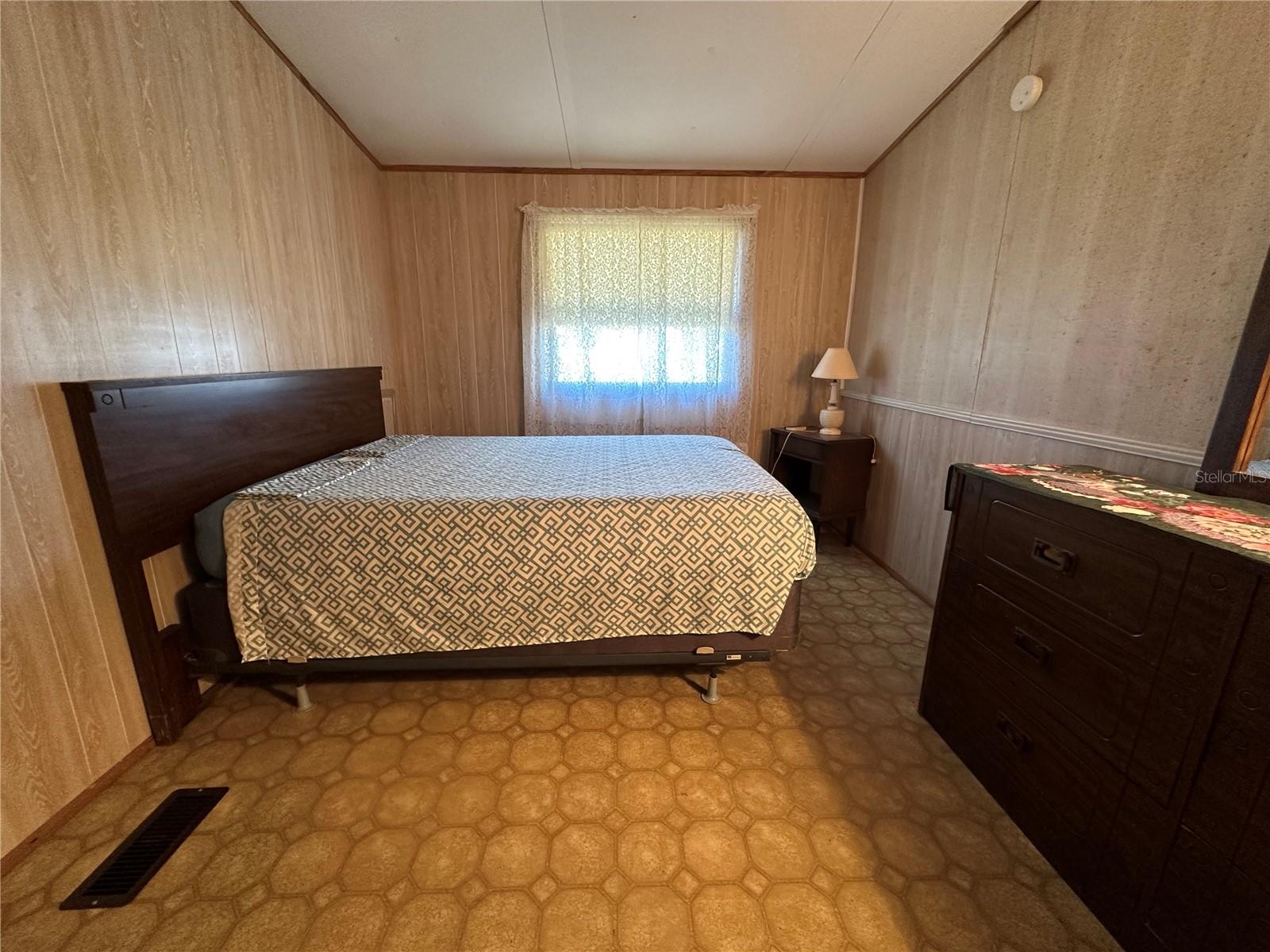 FRUITLAND PARK - Residential