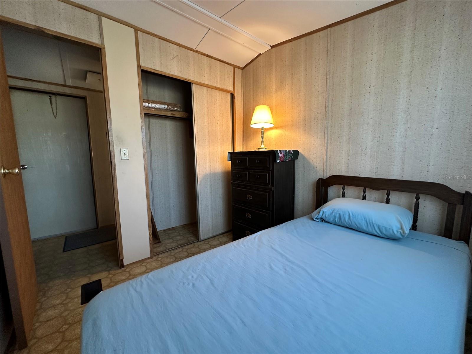 FRUITLAND PARK - Residential