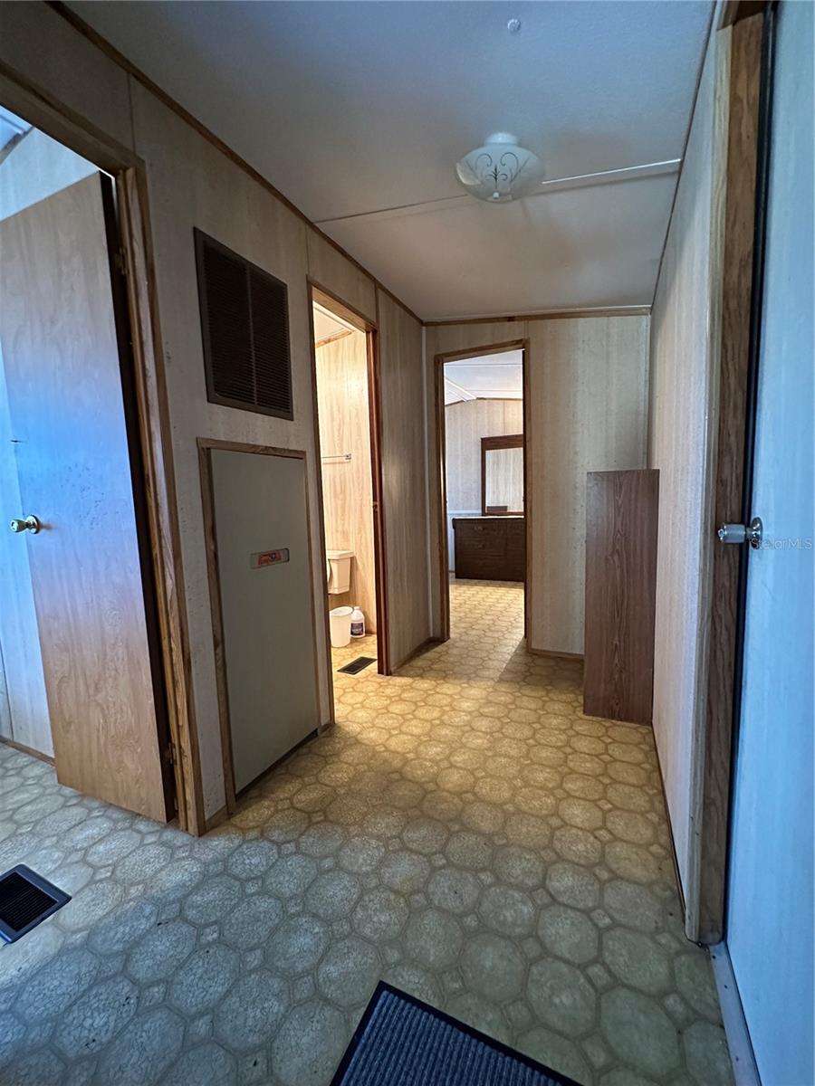 FRUITLAND PARK - Residential