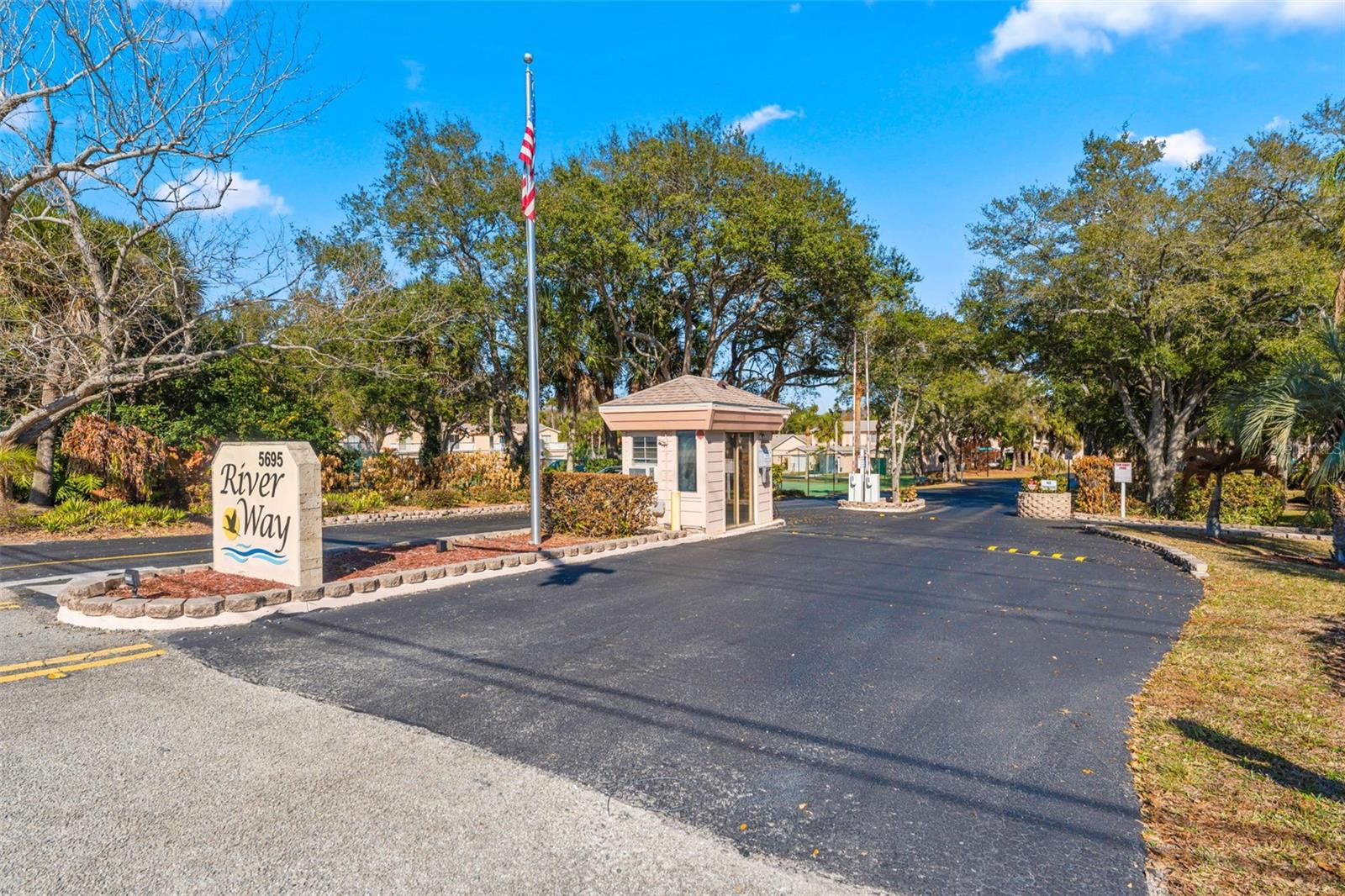 RIVER WAY BLDG 10 - Residential