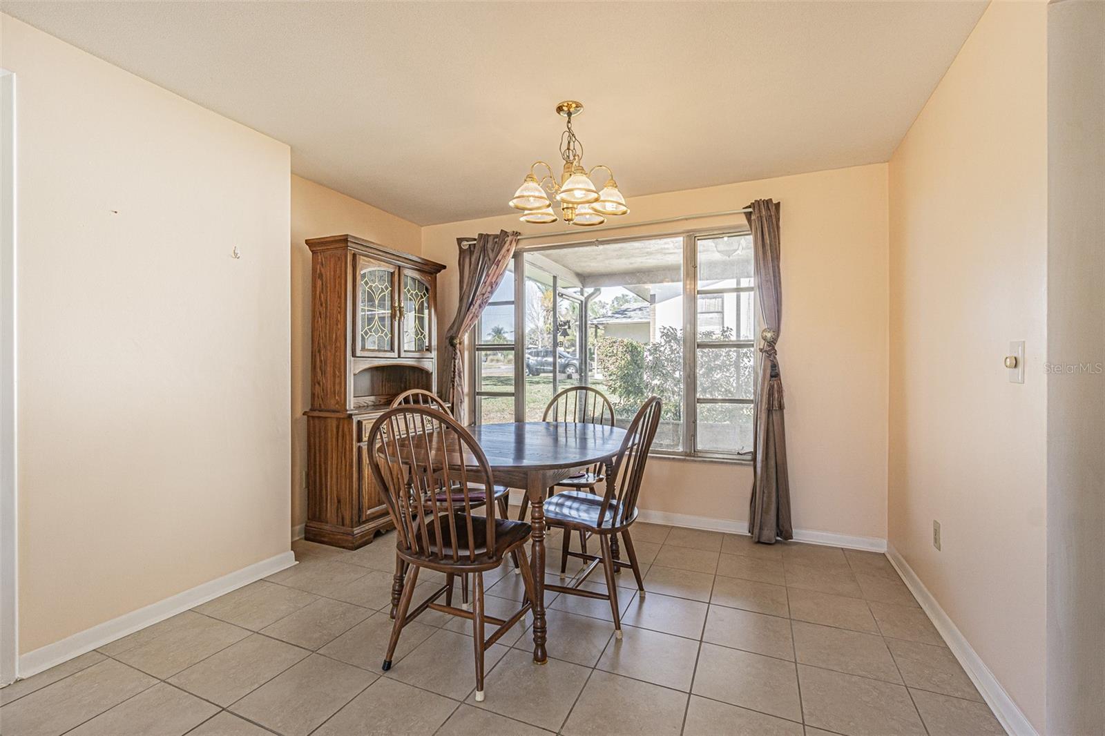 1300 MICHIGAN BOULEVARD