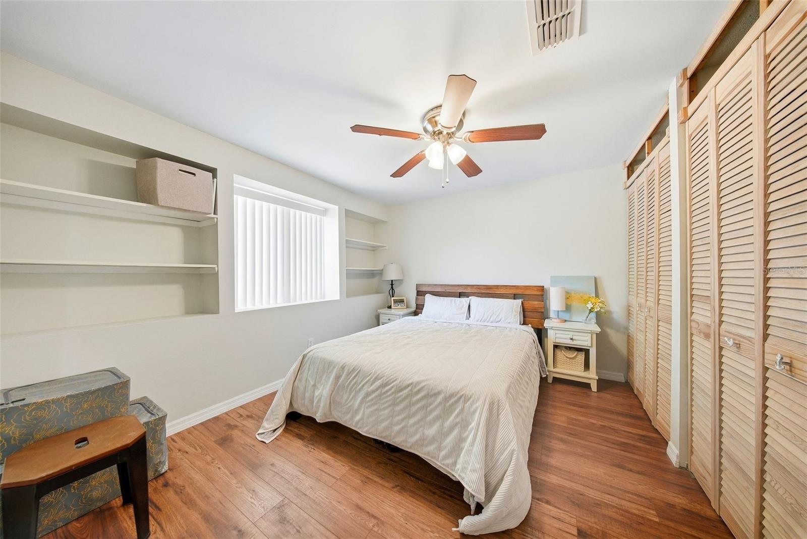 RIDGEWOOD - Residential