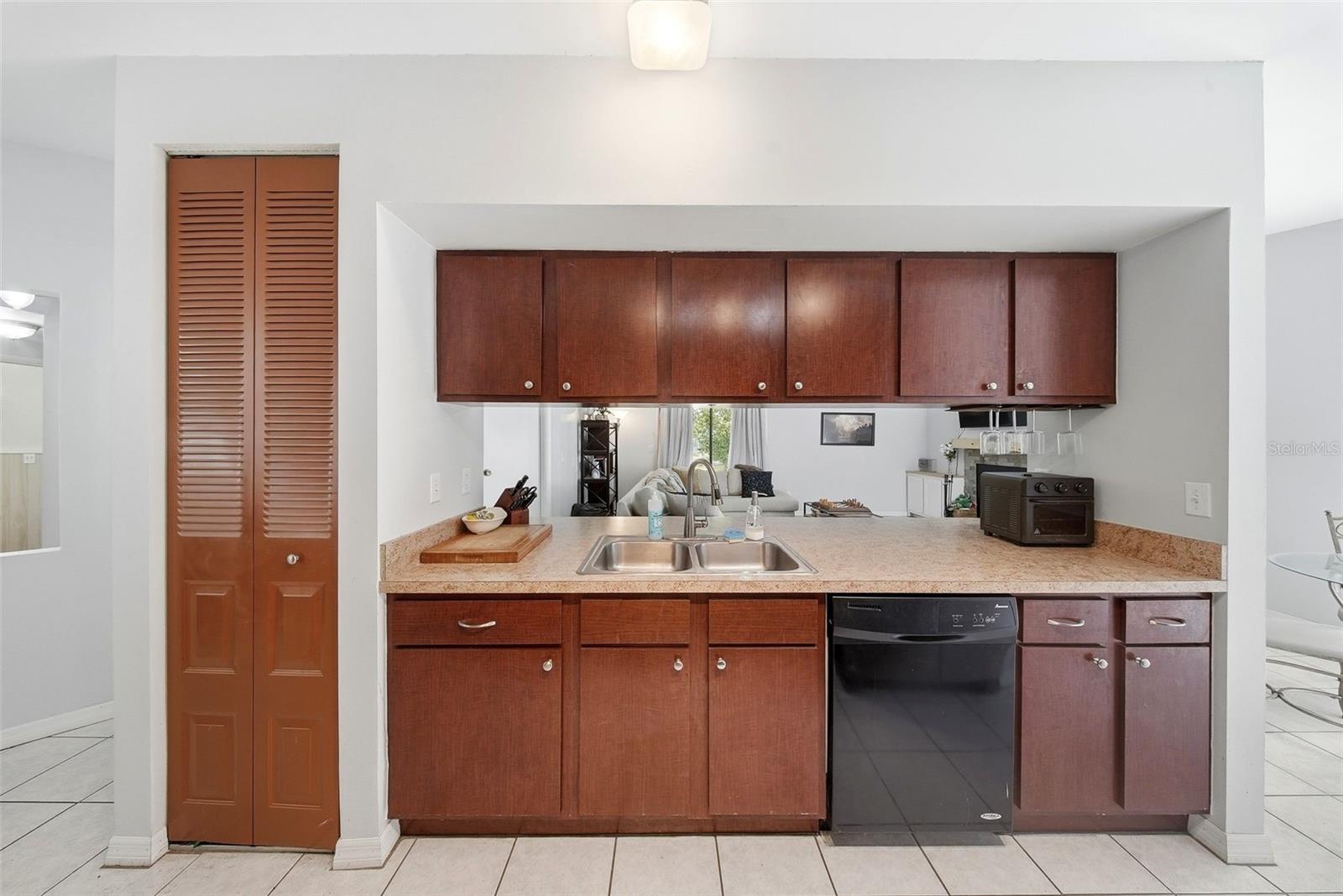 RIDGEWOOD - Residential