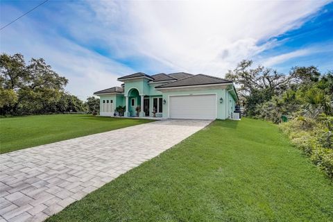 A home in PORT CHARLOTTE