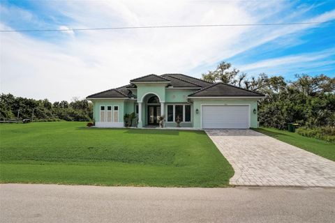 A home in PORT CHARLOTTE