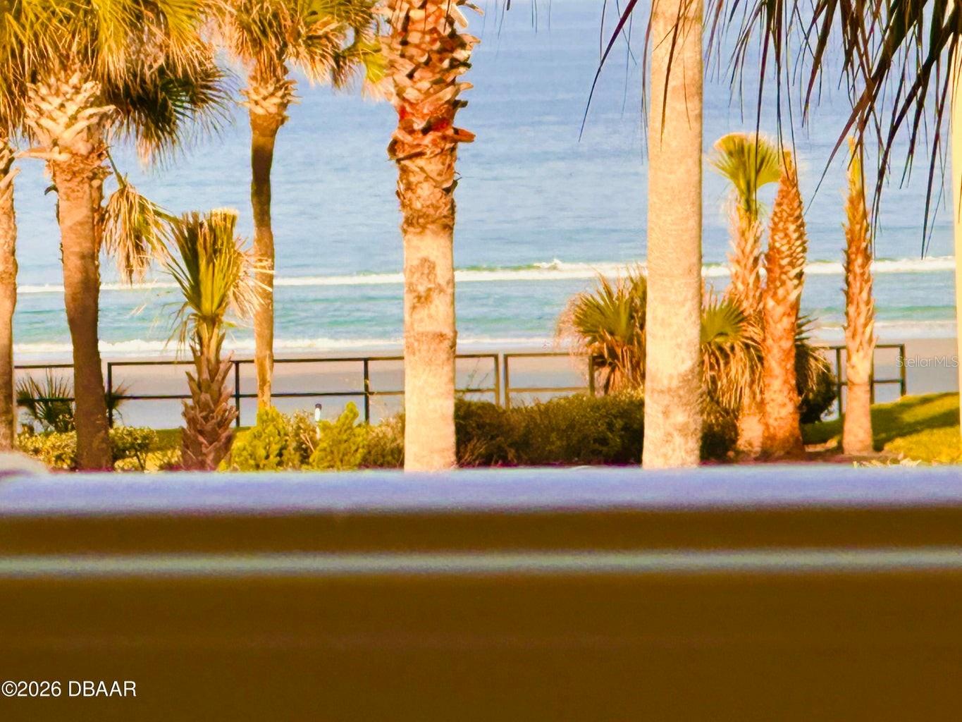 LIGHTHOUSE SHORES TWNHMS CONDO - Residential