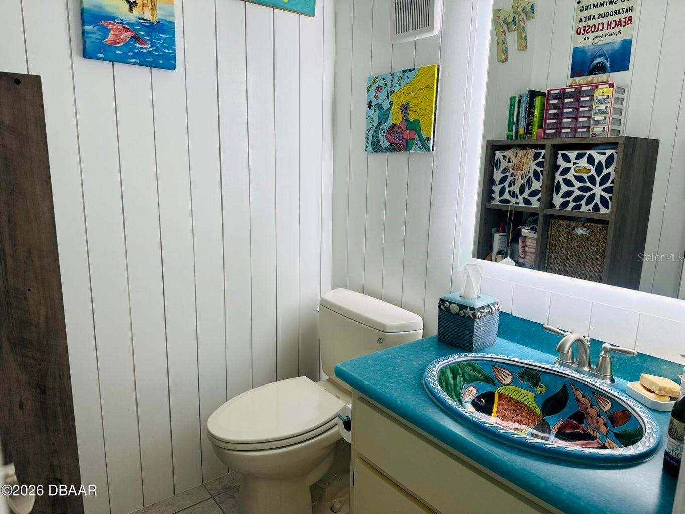 LIGHTHOUSE SHORES TWNHMS CONDO - Residential