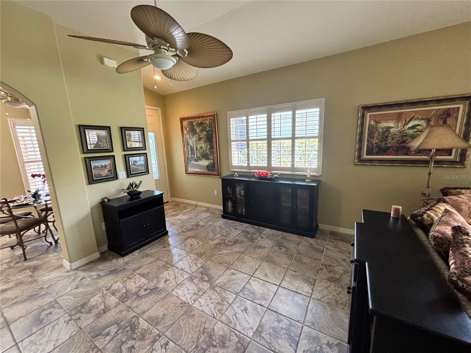 310 RECLINATA CIRCLE