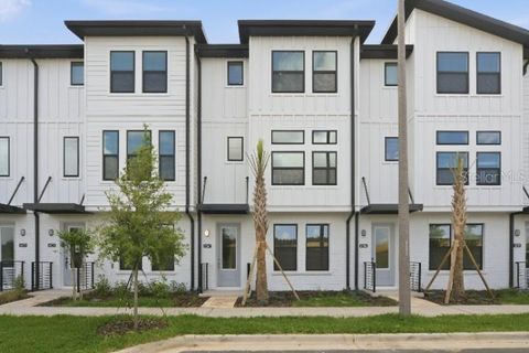 Photo of 15267 Hamlin Park Drive, Winter Garden, FL 34787 (MLS # TB8494938)