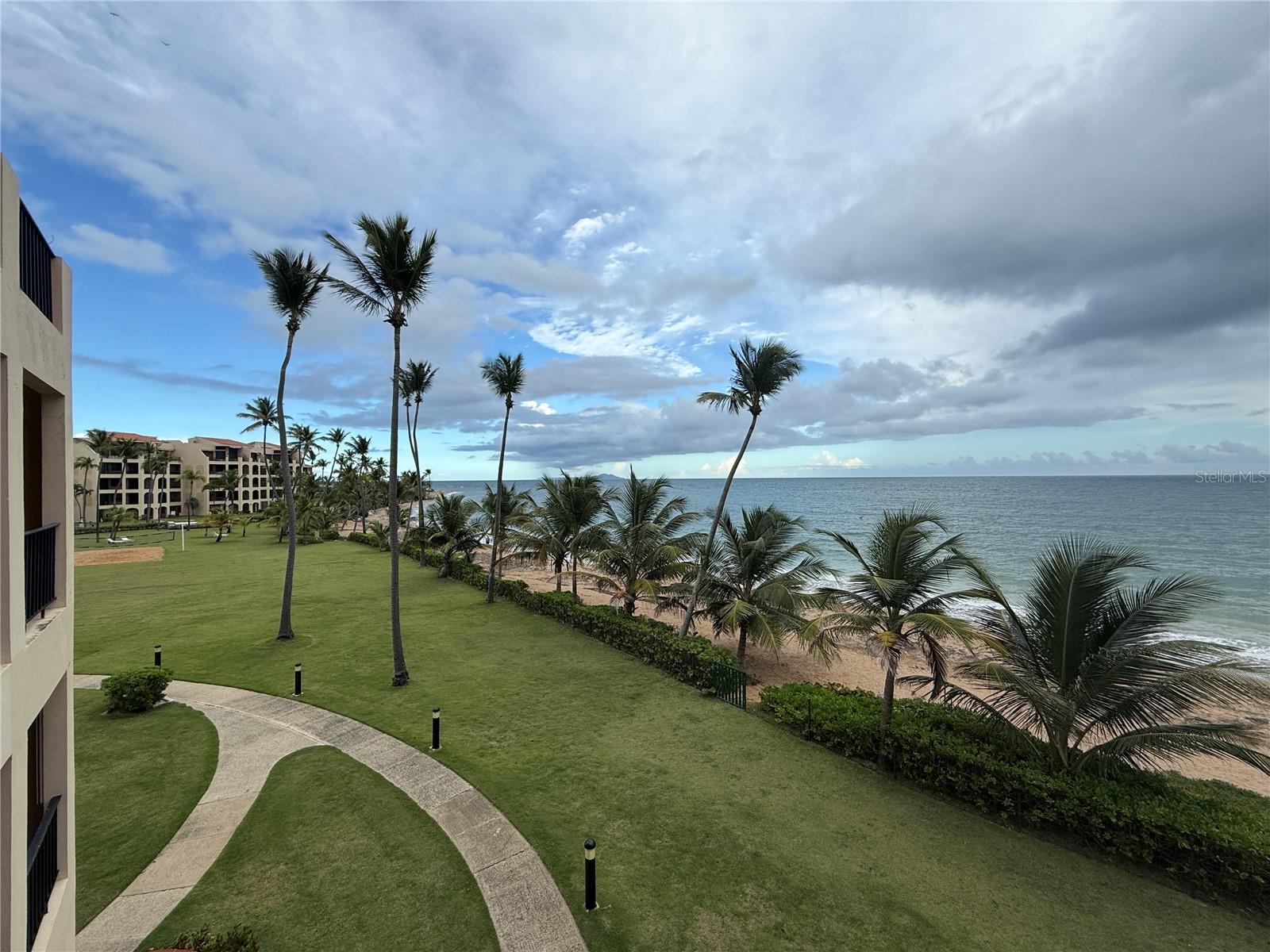 Crescent Beach CANDELERO DRIVE 123
