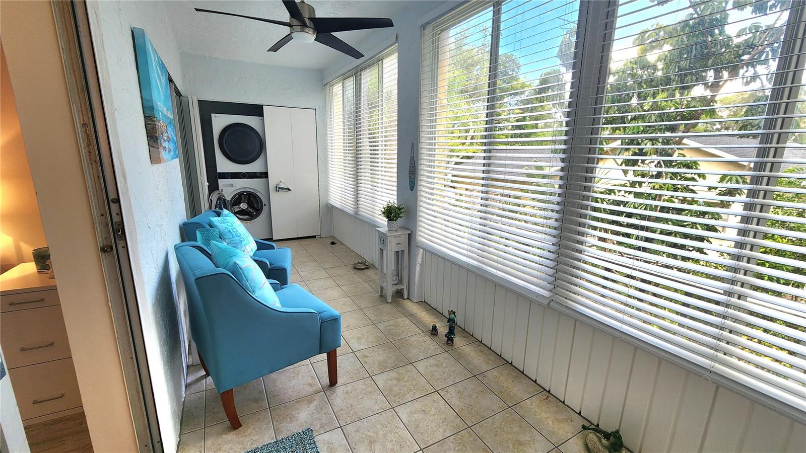 BAYSHORE ON THE LAKE APTS II SEC 3 - Residential