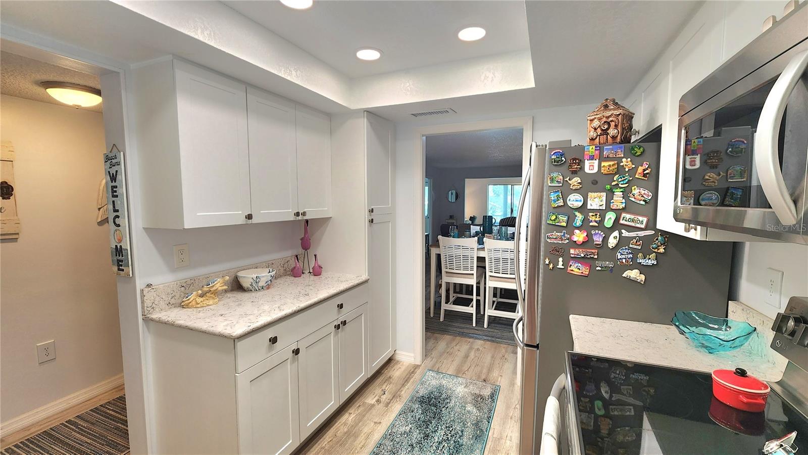 BAYSHORE ON THE LAKE APTS II SEC 3 - Residential