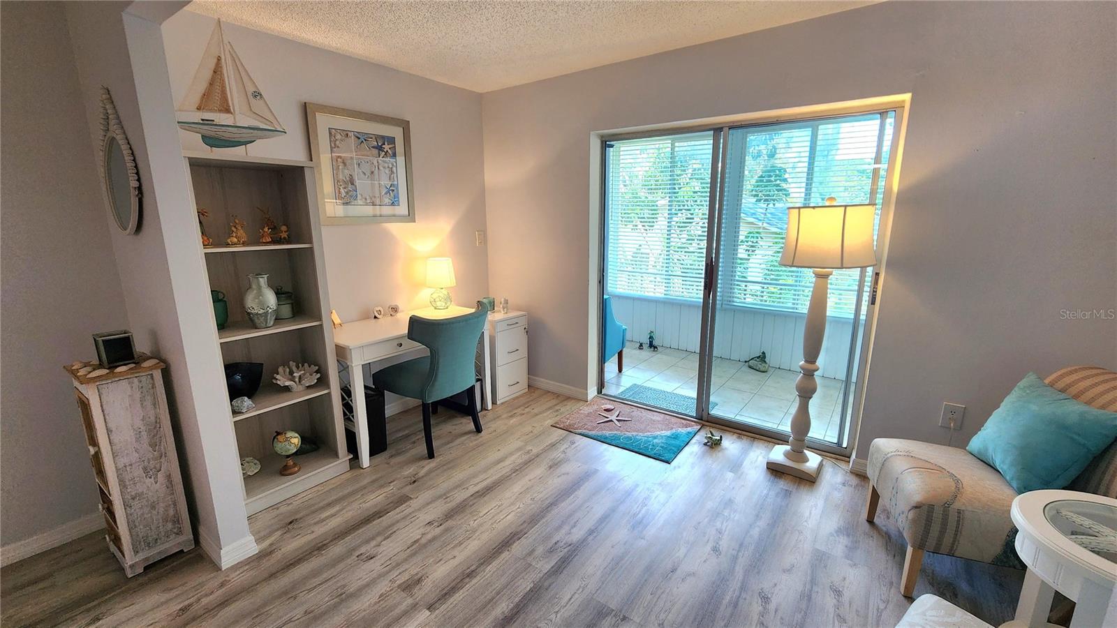 BAYSHORE ON THE LAKE APTS II SEC 3 - Residential