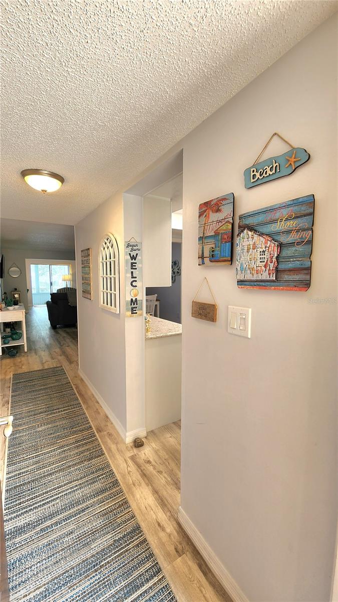 BAYSHORE ON THE LAKE APTS II SEC 3 - Residential