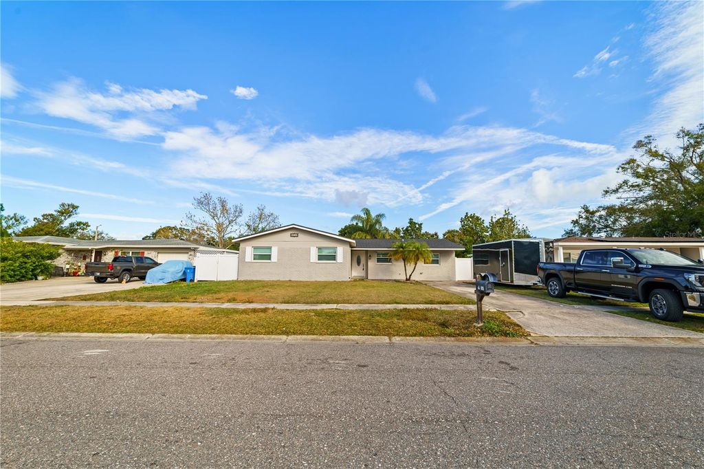 Photo of 6519 Dovewood Place, Tampa, FL 33634 (MLS # TB8468627)