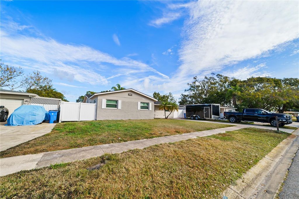 Photo of 6519 Dovewood Place, Tampa, FL 33634 (MLS # TB8468627)