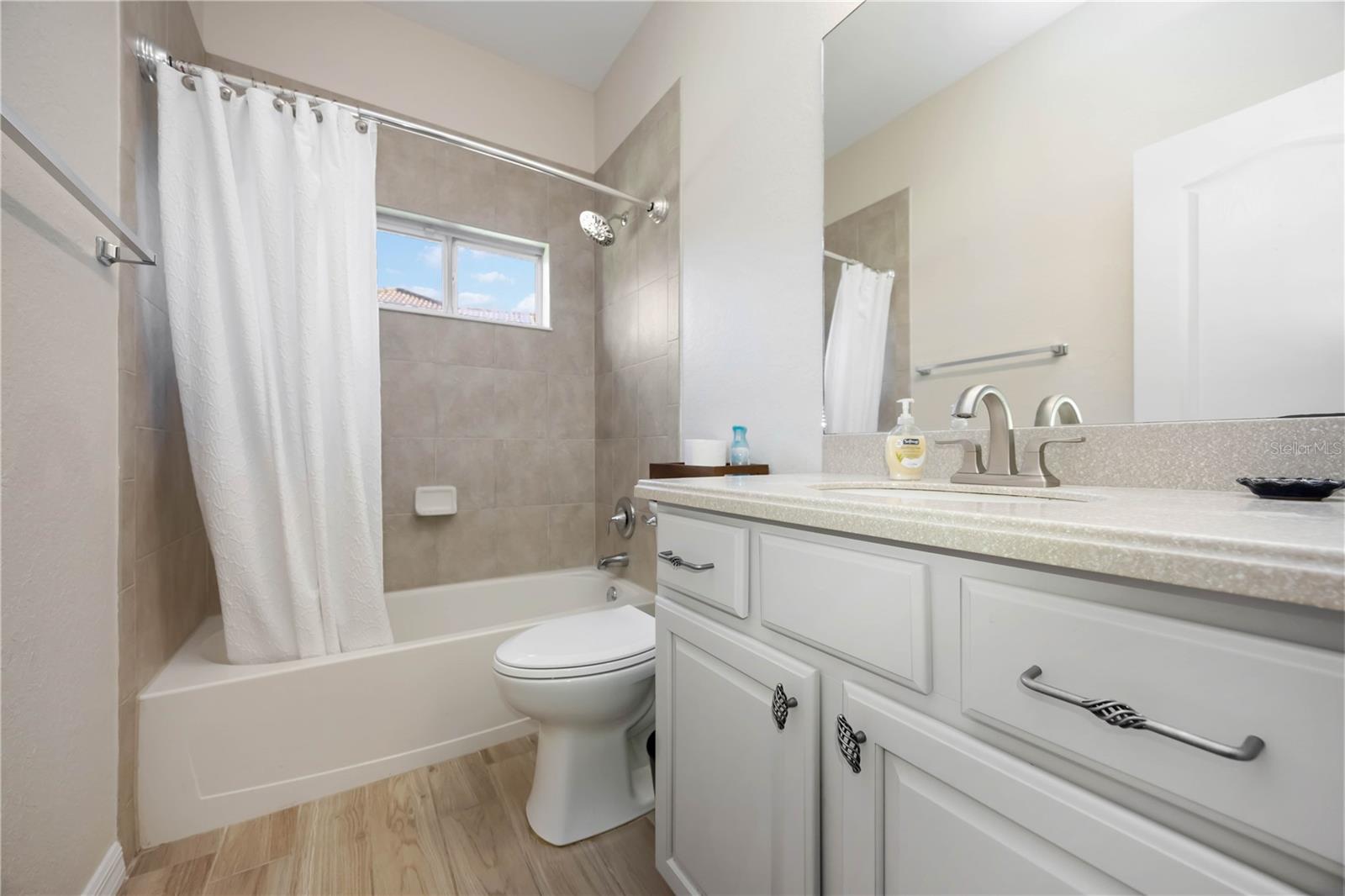 STONEYBROOK AT HERITAGE HARBOUR D-2 - Residential