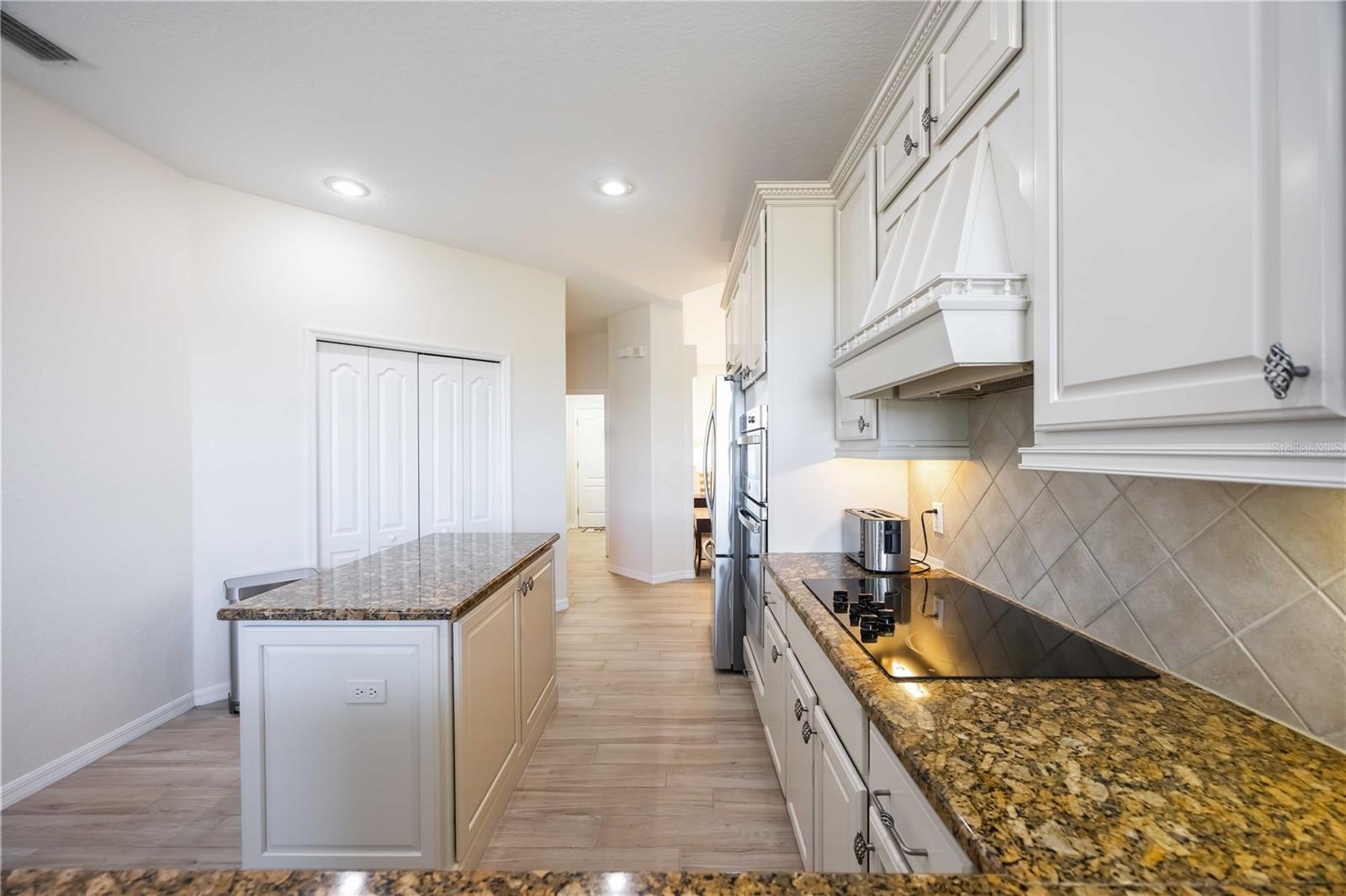 STONEYBROOK AT HERITAGE HARBOUR D-2 - Residential