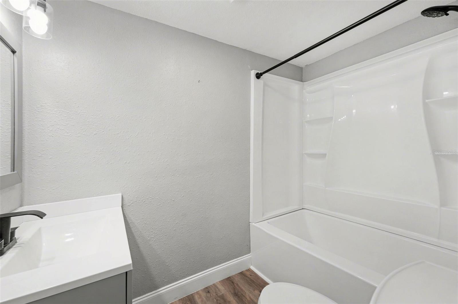 CLEARWOOD SUB 6TH ADD - Residential