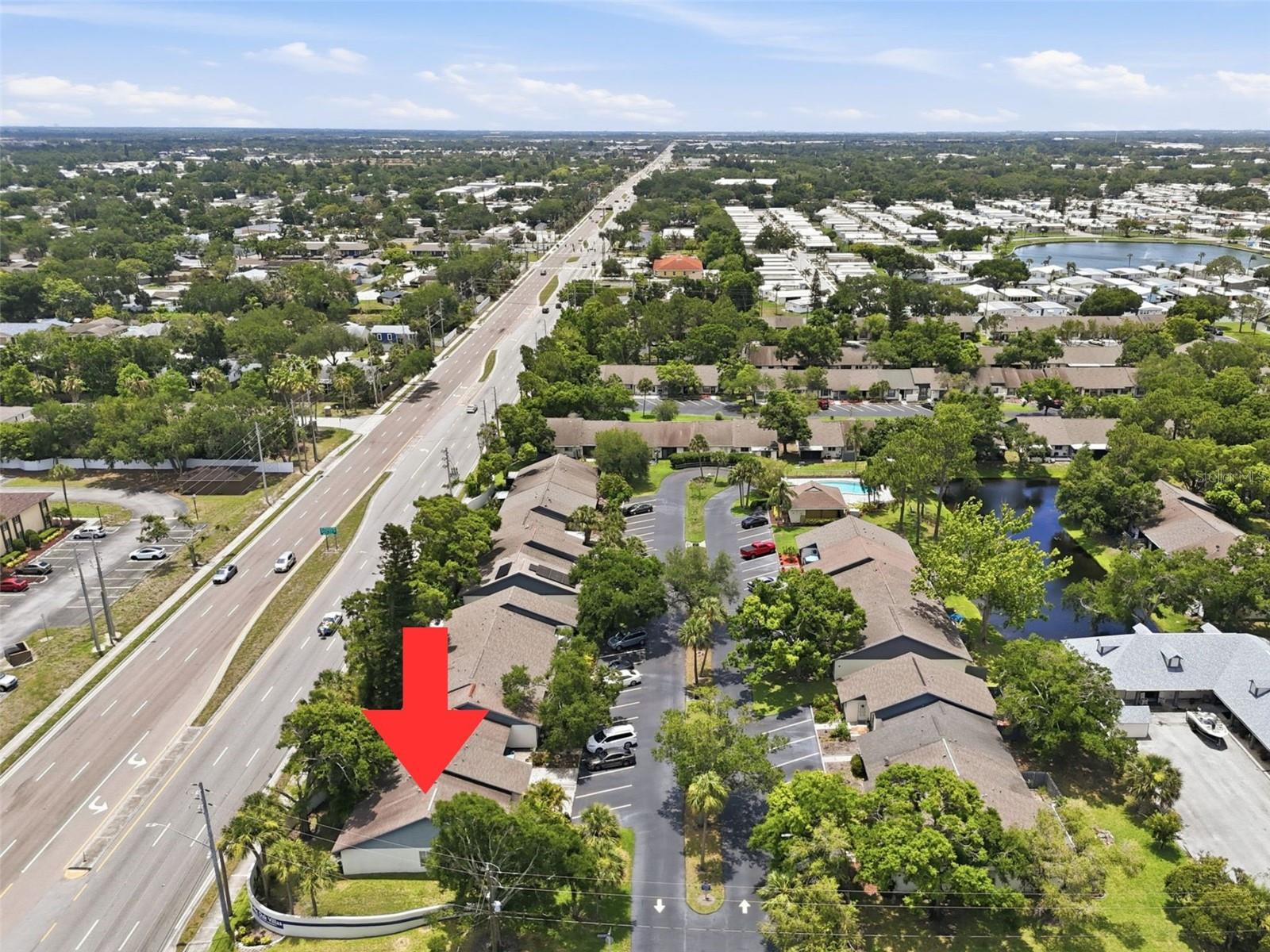 BELLE OAK VILLAS - Residential