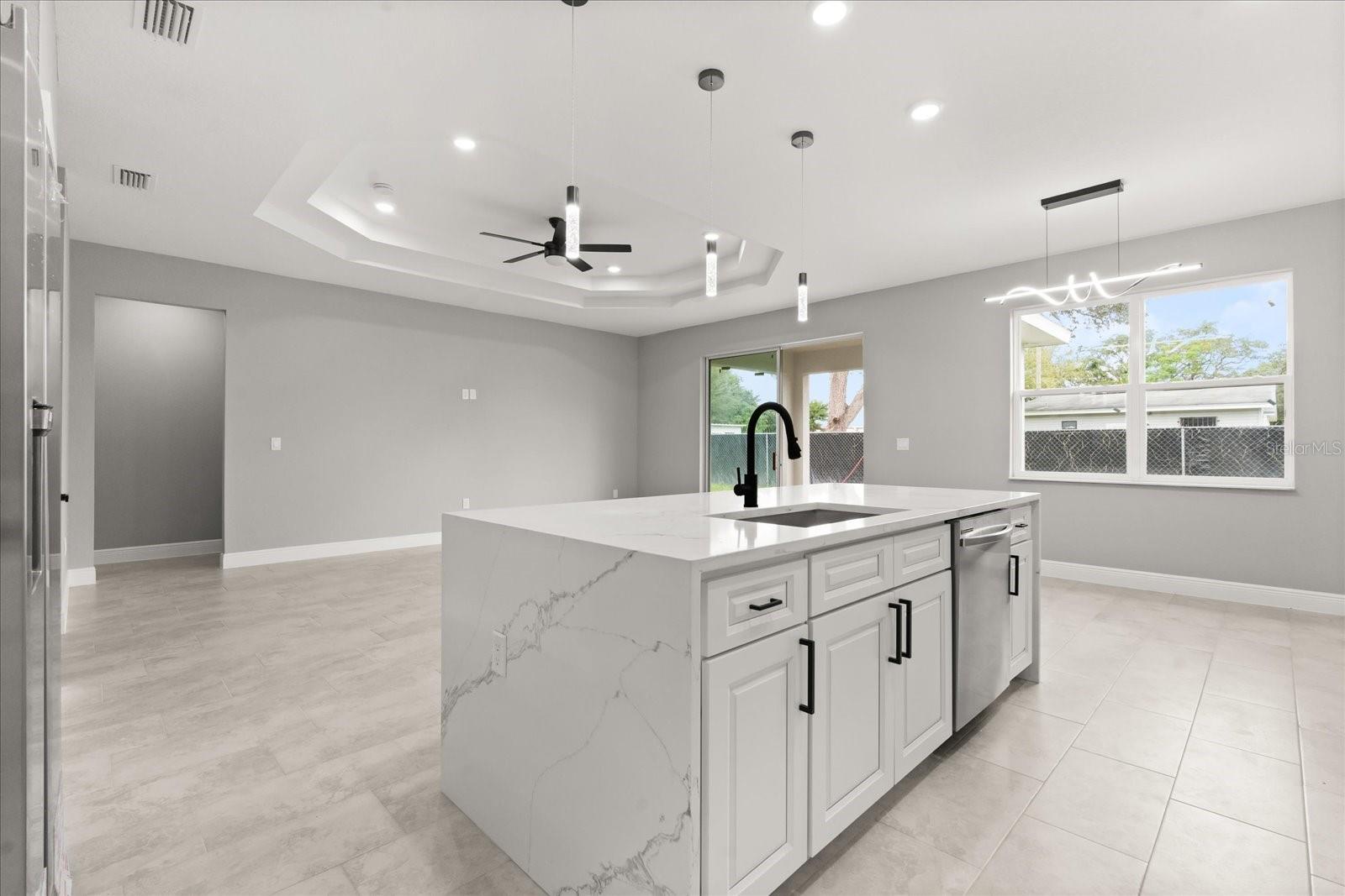 LOCKHART & MATHIS - Residential