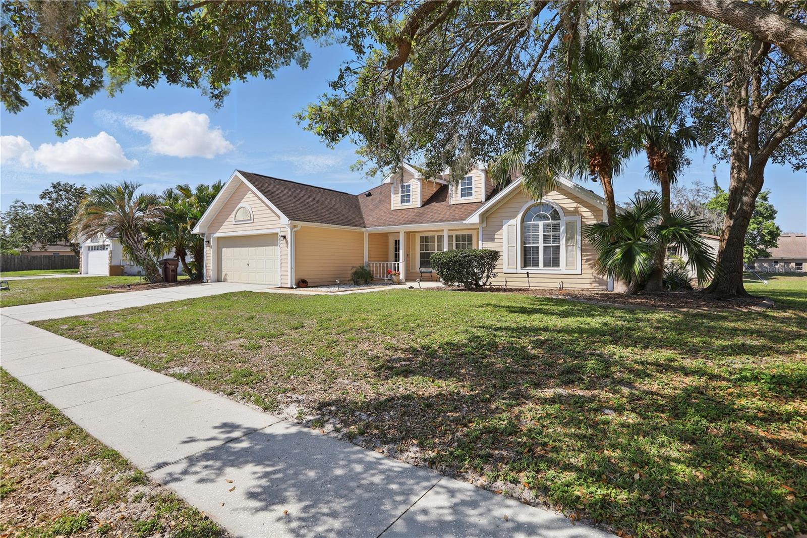 1916 NICHOLAS PLACE