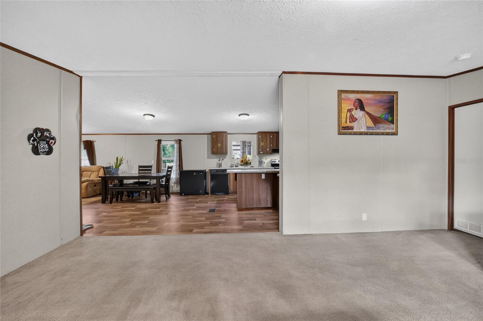4842 W NESTER COURT