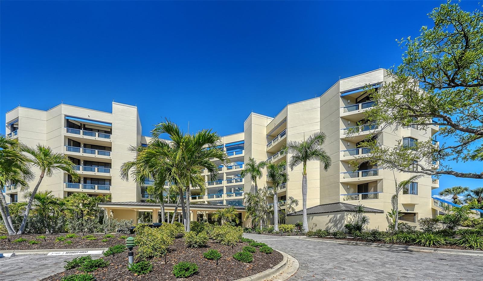 FAIRWAY BAY 3 - Residential