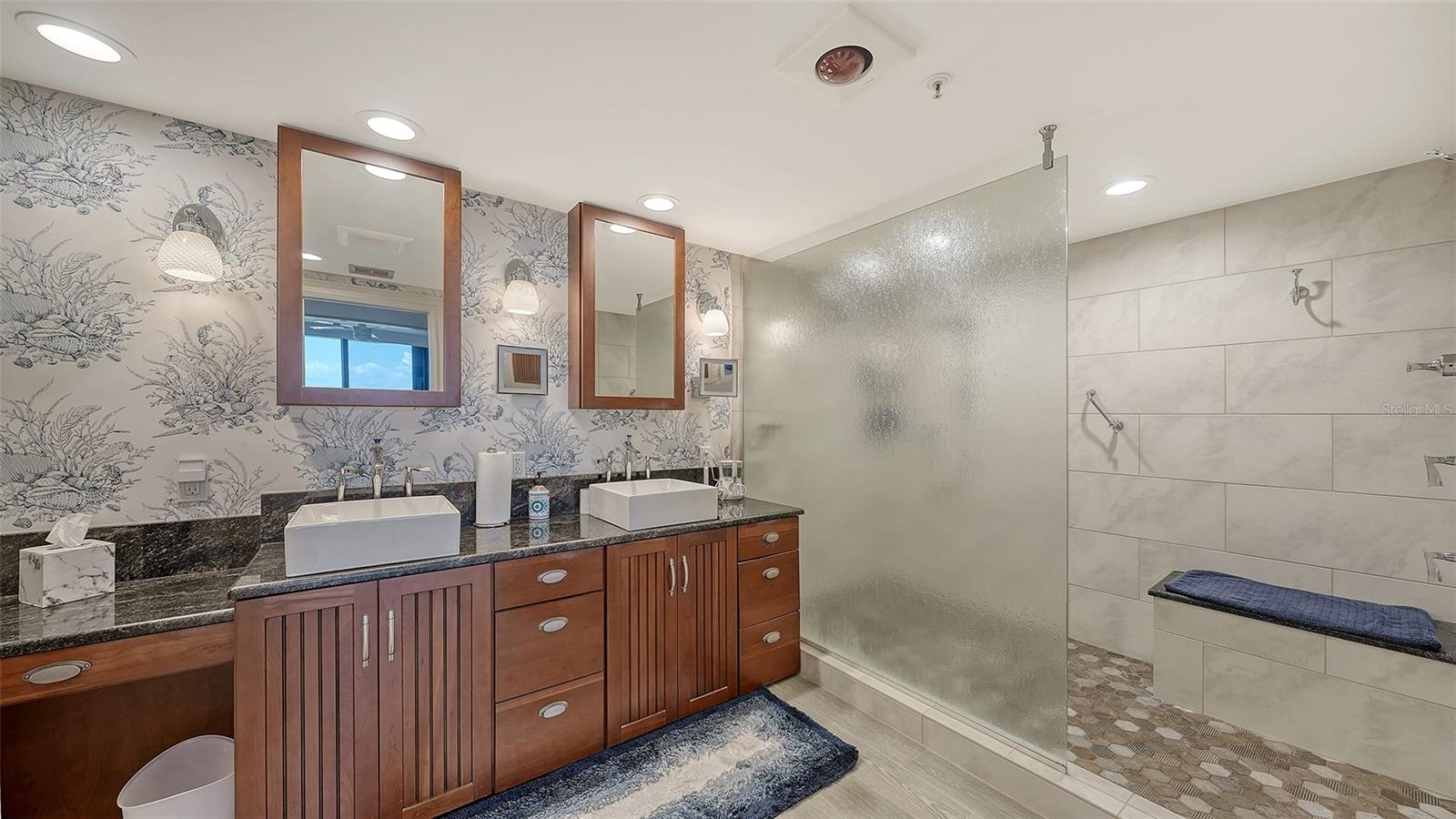 FAIRWAY BAY 3 - Residential