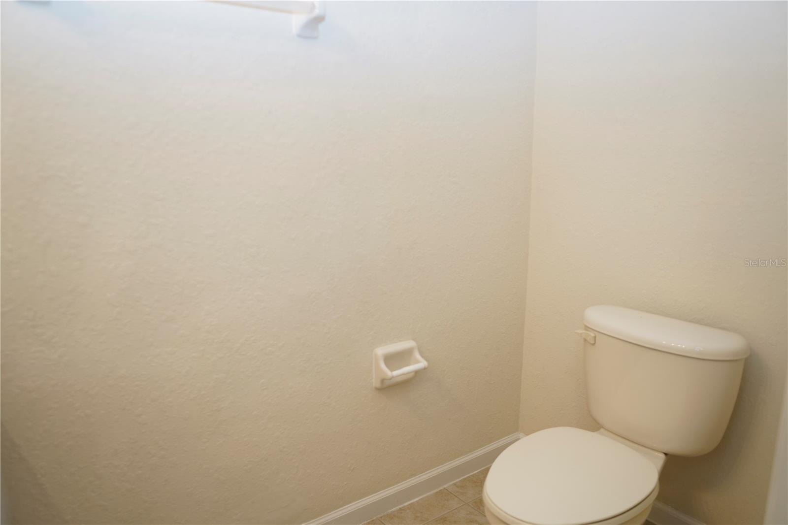 TOWNHOMES OF FLORA RIDGE - Residential Lease