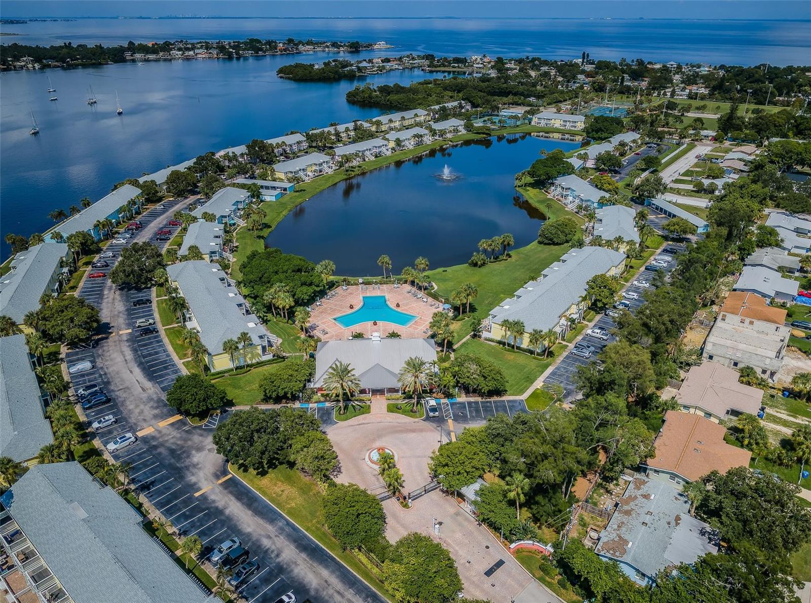 WATERSIDE AT COQUINA KEY SOUTH - Residential