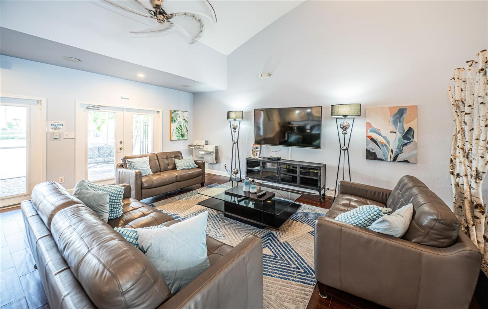 WATERSIDE AT COQUINA KEY SOUTH - Residential