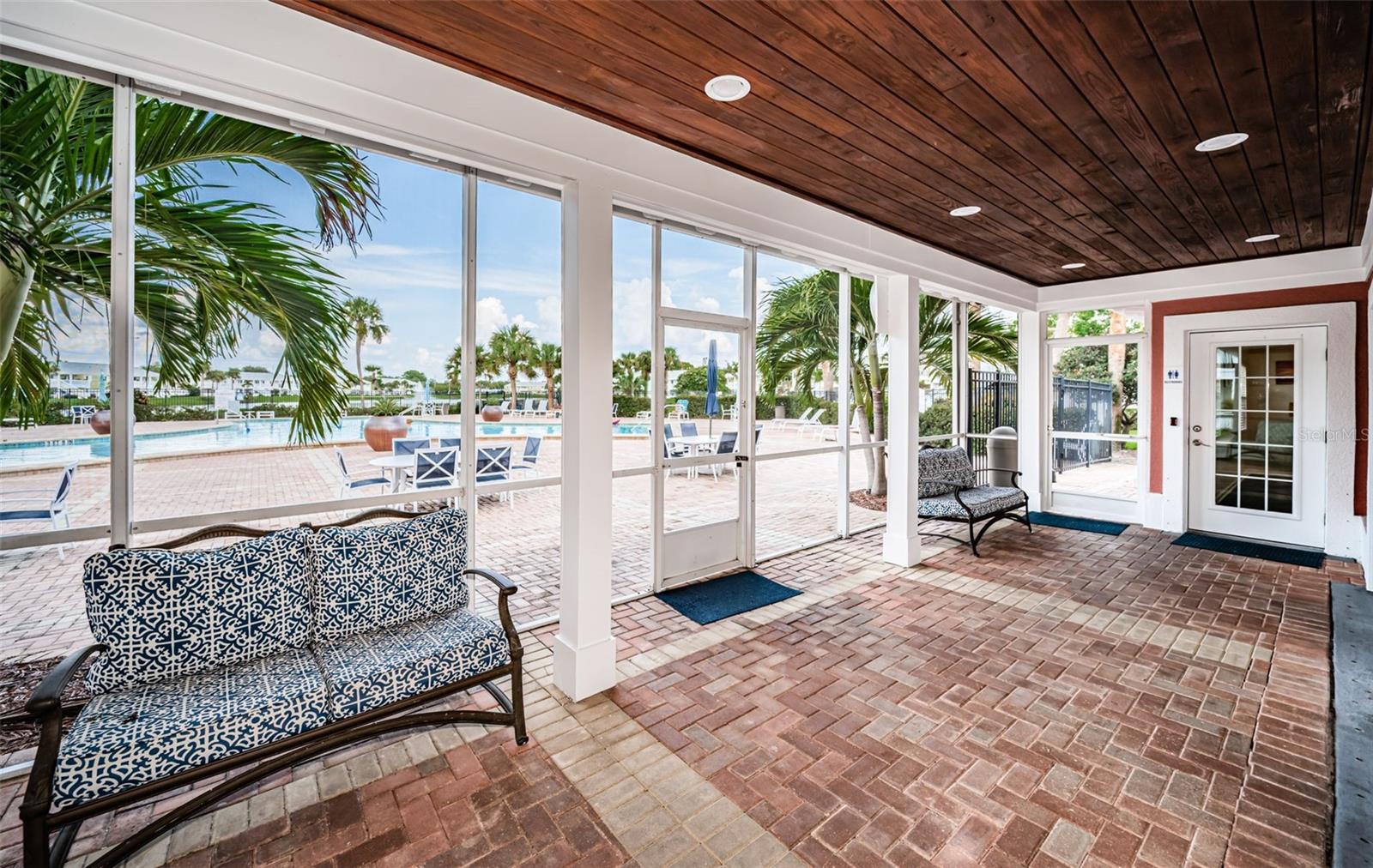 WATERSIDE AT COQUINA KEY SOUTH - Residential
