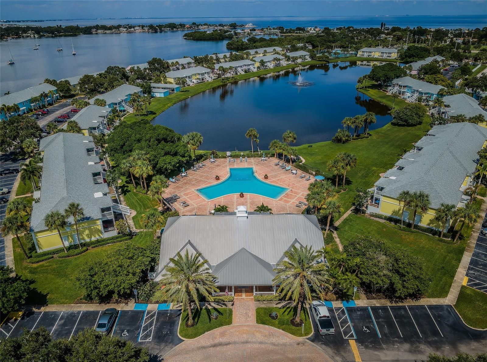 WATERSIDE AT COQUINA KEY SOUTH - Residential