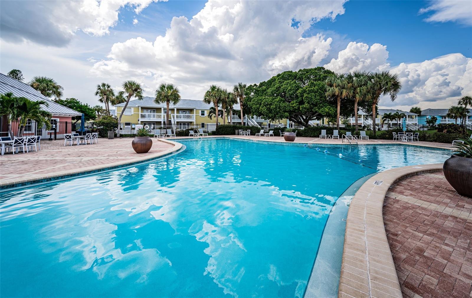 WATERSIDE AT COQUINA KEY SOUTH - Residential