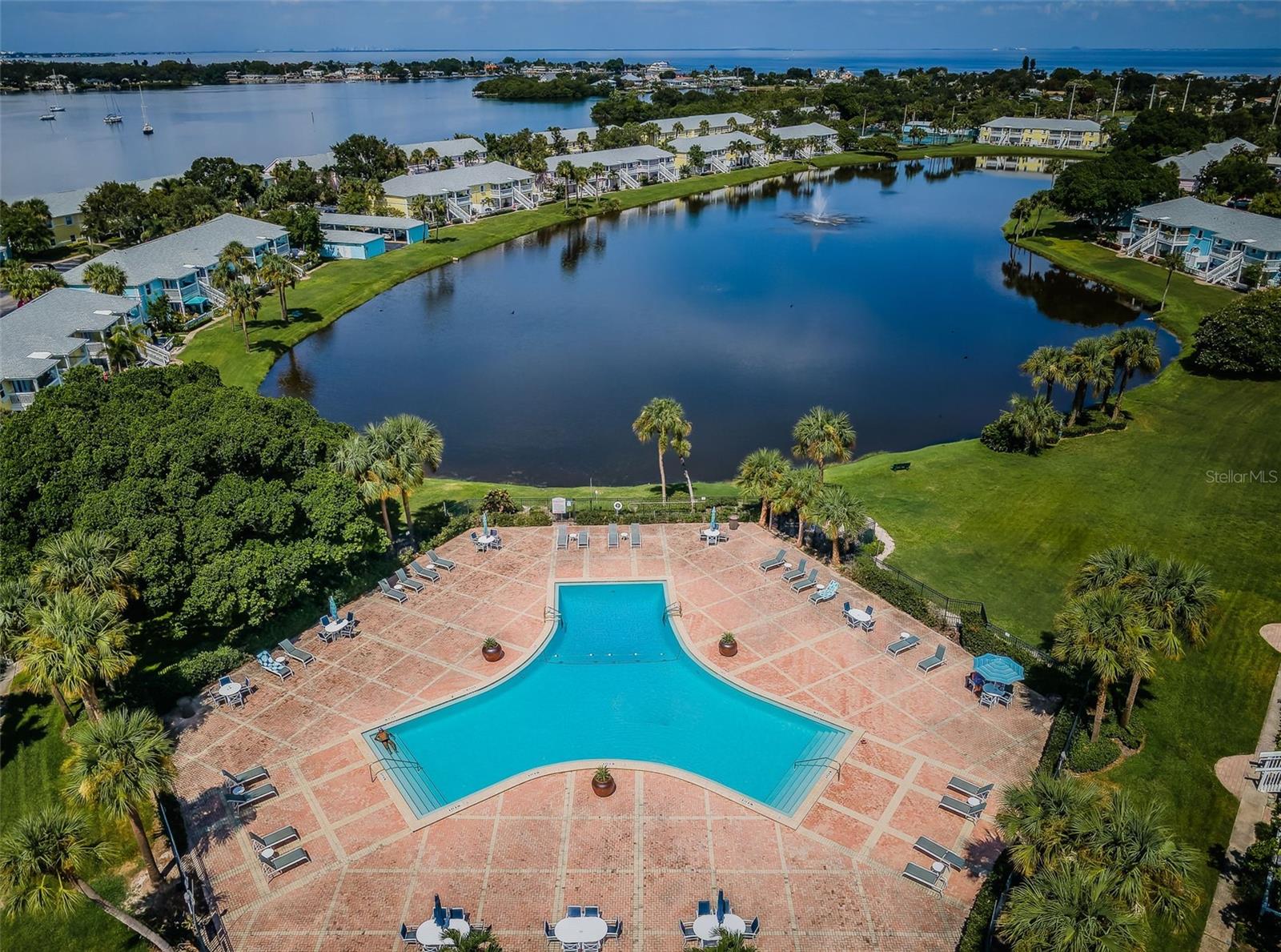 WATERSIDE AT COQUINA KEY SOUTH - Residential